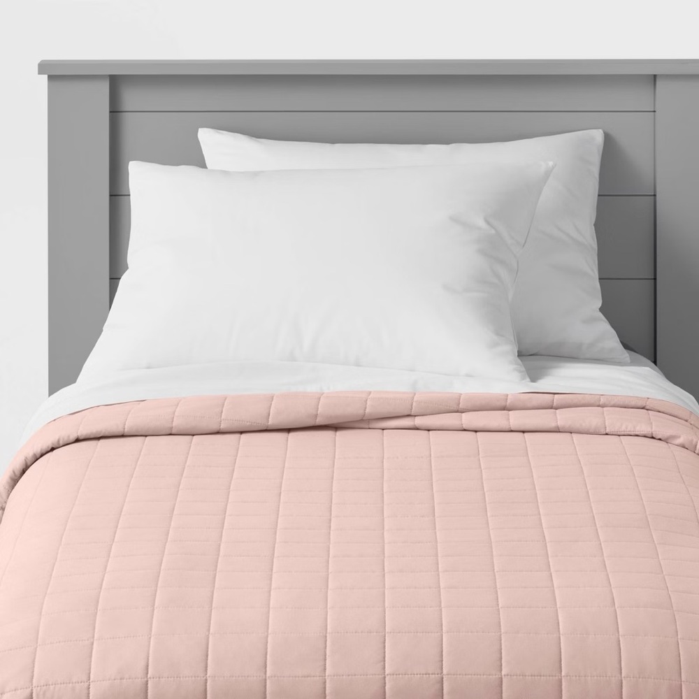 Pillowfort Soft Pink Quilted Bedding